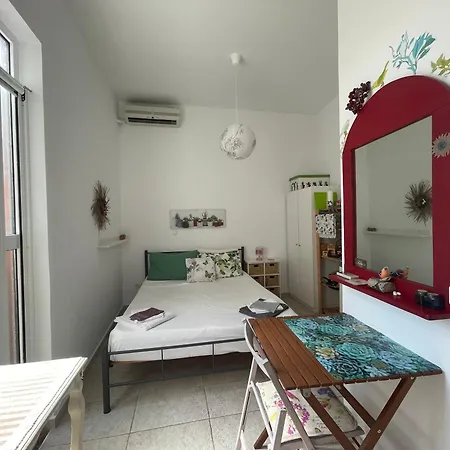 Xenia's Independent Near Old Town Of Rodos. Апартаменты Родос